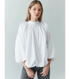BLUSA ABULLONADA