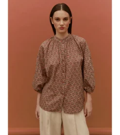 BLUSA CUELLO MAO ESTAMPADA