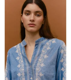 BLUSA DENIM BORDADOS