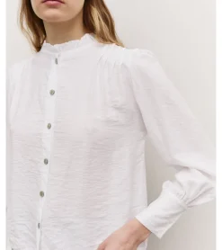 BLUSA DETALLE HOMBRO