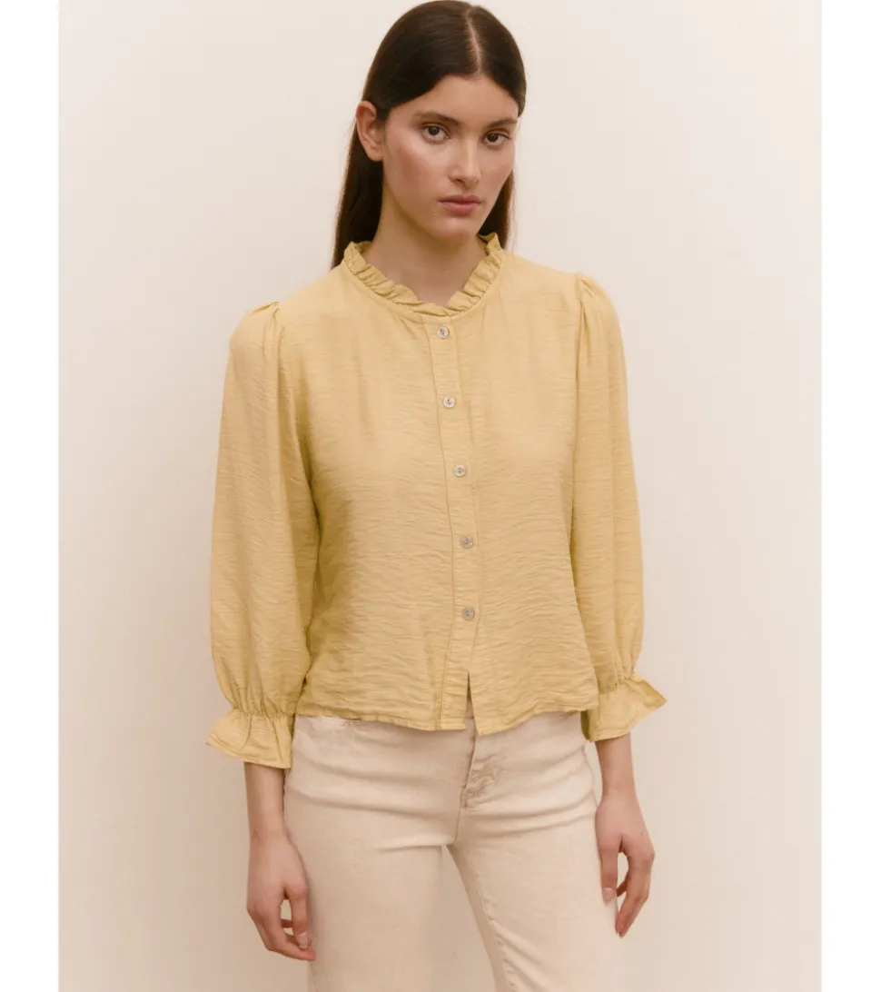 BLUSA FLUIDA BOTONES