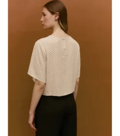 BLUSA LUNARES MANGA CORTA