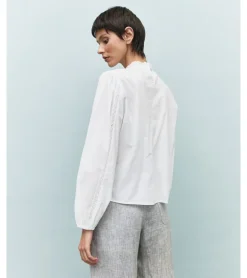 BLUSA ROMÁNTICA