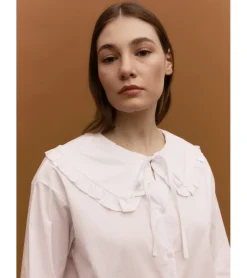 BLUSA ROMÁNTICA CUELLO BOBO