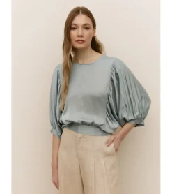 BLUSA SATINADA MANGA GLOBO