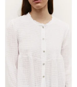 BLUSA TEXTURA BOTONES