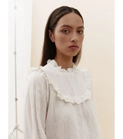 BLUSA VOLANTES TEXTURA