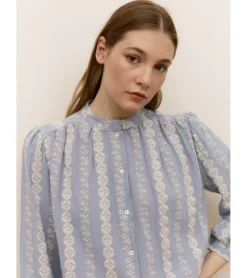 CAMISA BORDADOS PERFORADOS