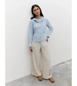 CAMISA DENIM CUELLO VOLANTE