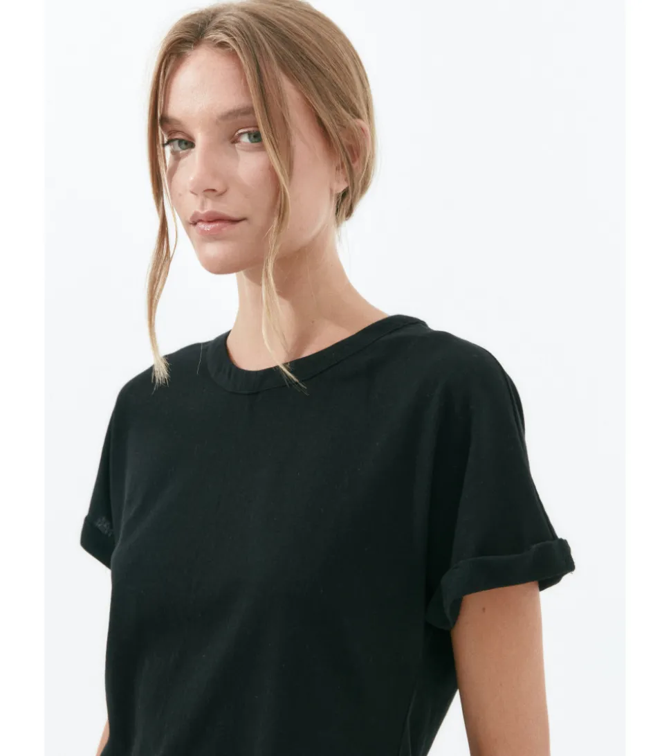 CAMISETA ABERTURA ESPALDA