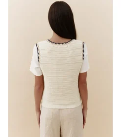 CHALECO PUNTO DETALLE CROCHET