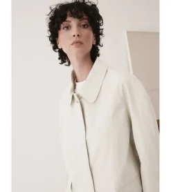 CHAQUETA CON CINTURÓN