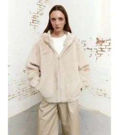 CHAQUETA EFECTO PELO CAPUCHA