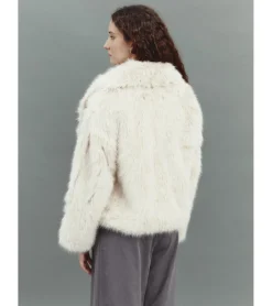CHAQUETÓN CORTO PELO