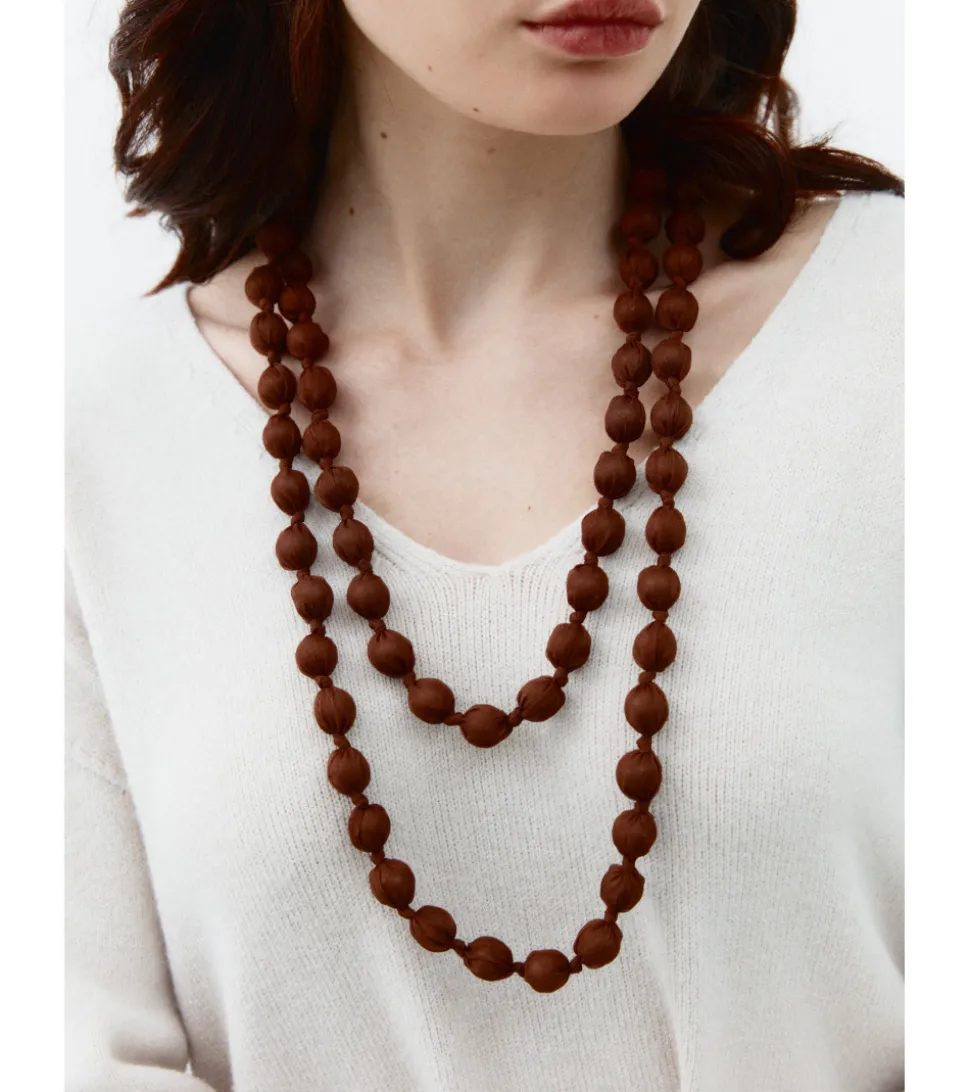 COLLAR SEDA BOLAS