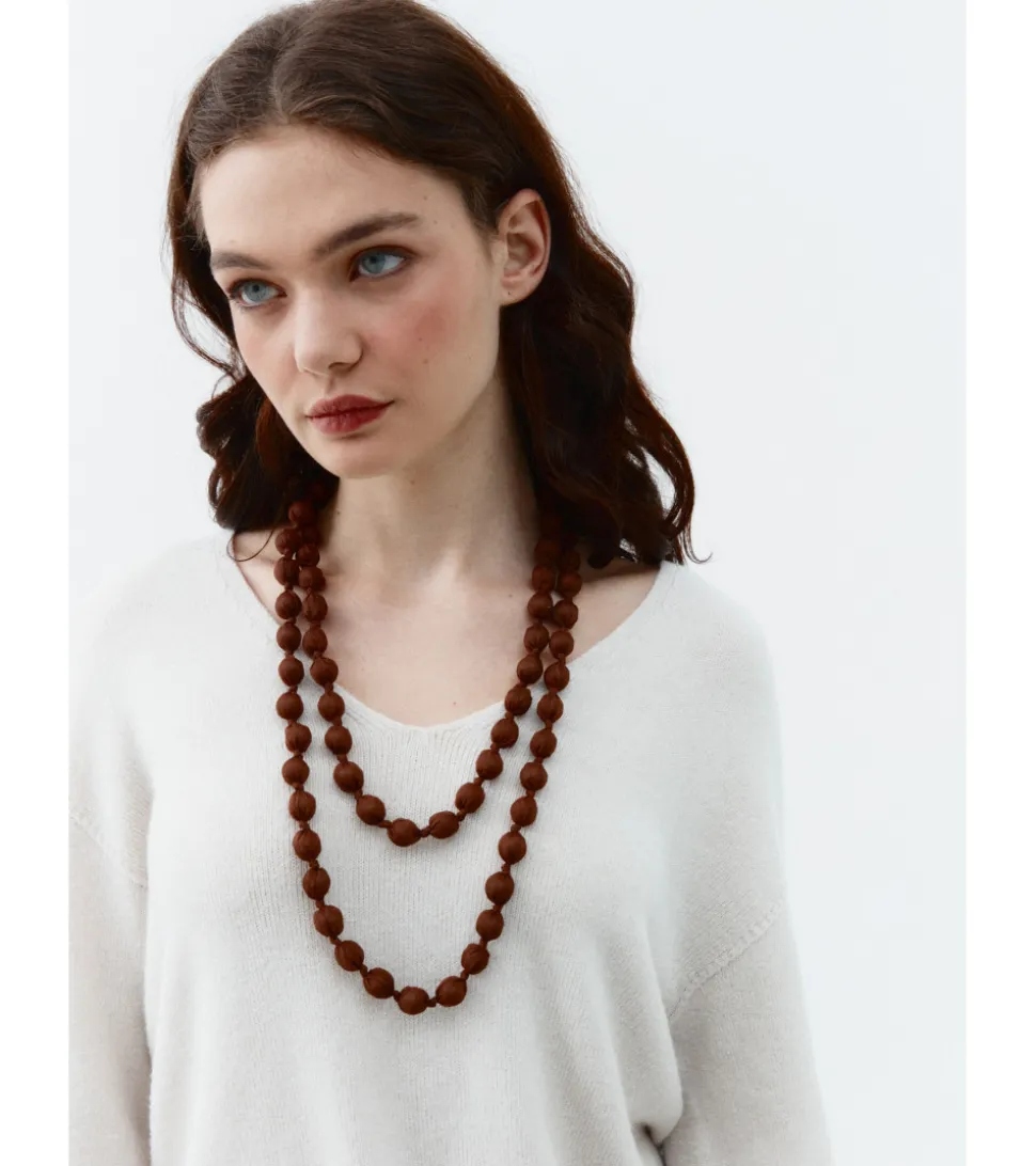 COLLAR SEDA BOLAS