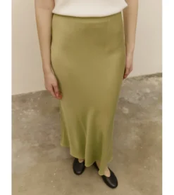 FALDA LARGA SATINADA
