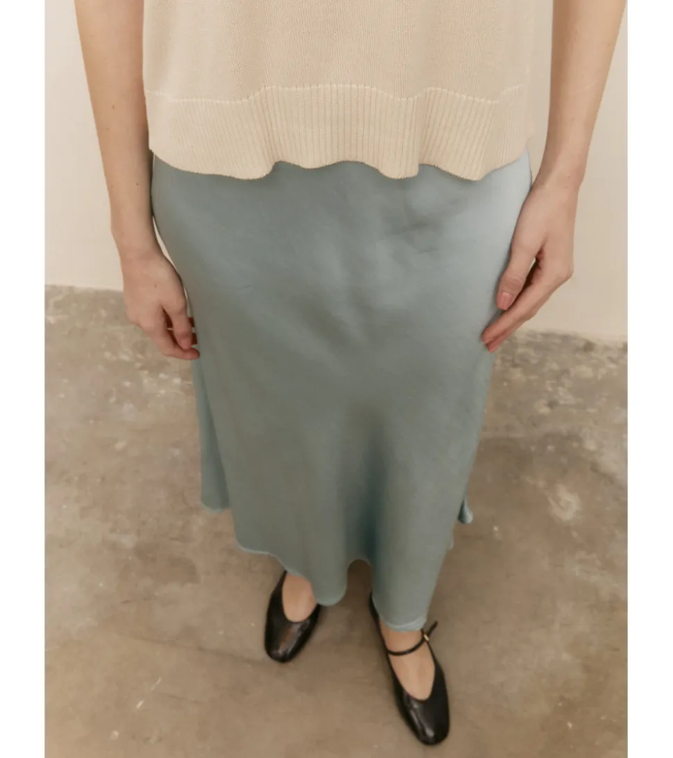 FALDA MIDI SATINADA
