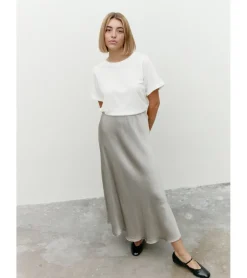 FALDA SATINADA MIDI