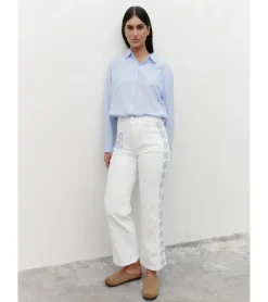 PANTALÓN BORDADO HOJAS