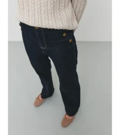 PANTALÓN DENIM BOTONES