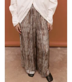 PANTALÓN ESTAMPADO SATINADO