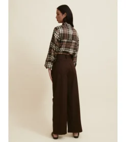 PANTALÓN RECTO BOLSILLOS
