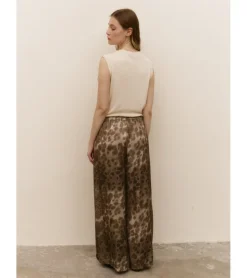 PANTALÓN SATINADO ESTAMPADO