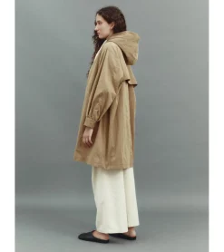 PARKA AMPLIA