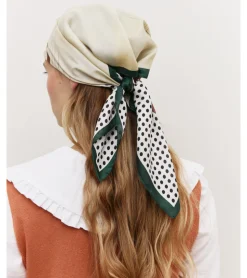 PAÑUELO SATINADO ESTAMPADO