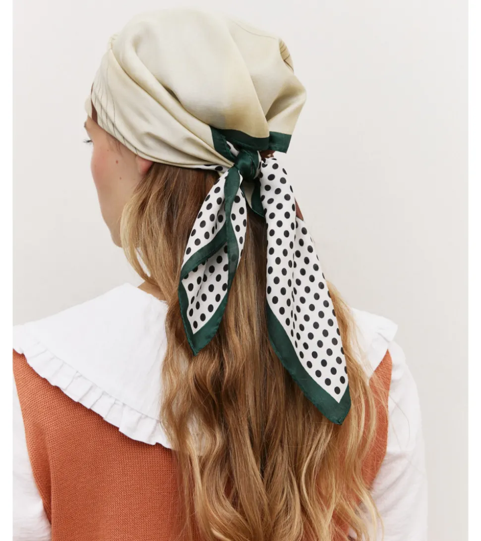 PAÑUELO SATINADO ESTAMPADO