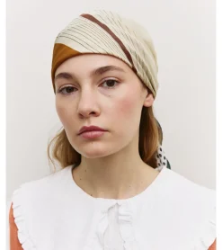 PAÑUELO SATINADO ESTAMPADO