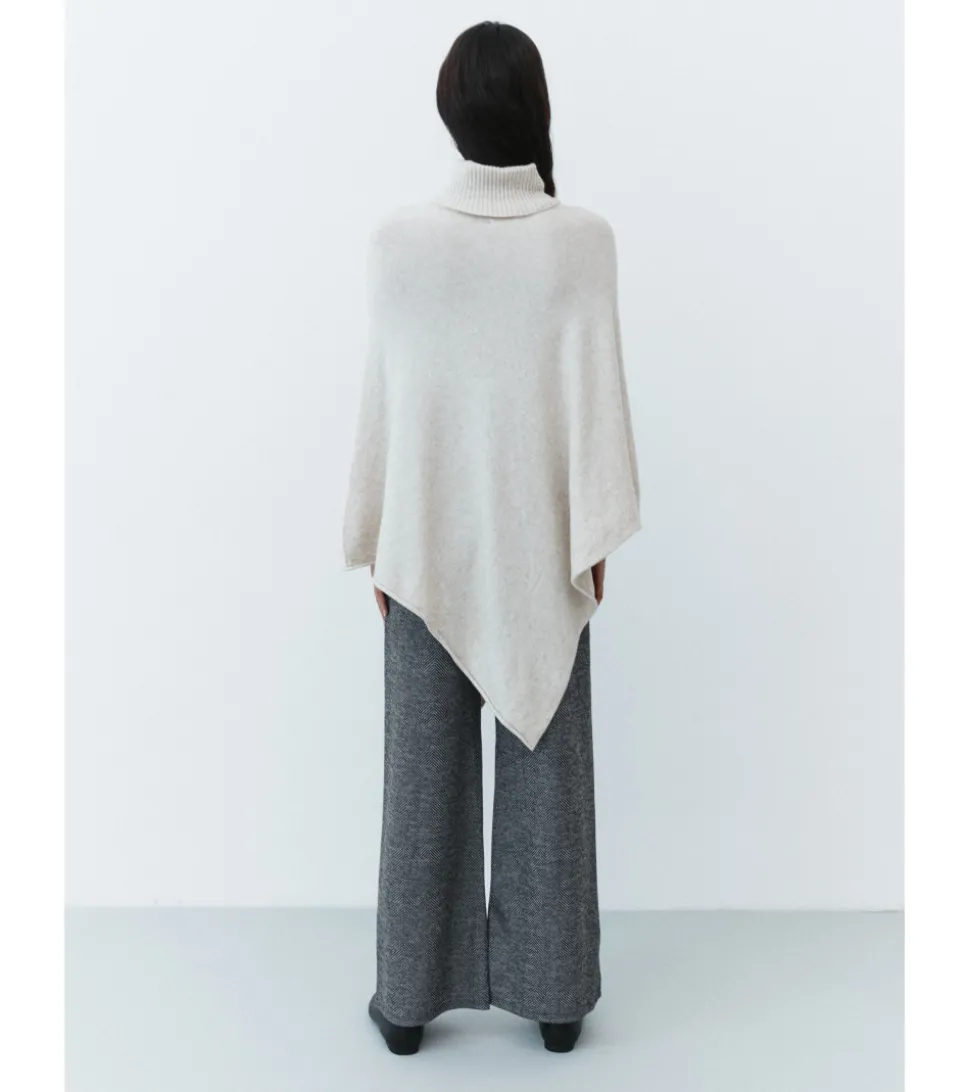 PONCHO CUELLO ALTO