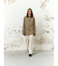 TRENCH BOLSILLOS