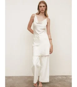 VESTIDO CORTO SATINADO