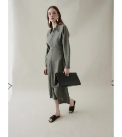 VESTIDO MIDI CAMISERO